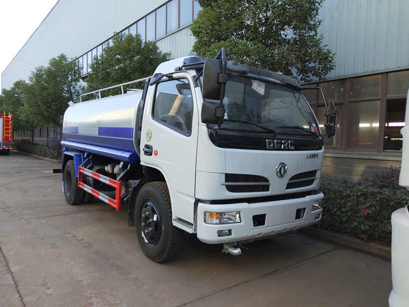 8����ˮ܇�N�ۣ��|�L8����ˮ܇�S��������8����ˮ܇�r�񣬳���������܇�ɷ����޹�˾