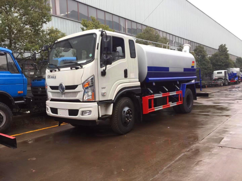 ���О�ˮ܇-��ˮ܇��ʲôҪ�ڳ��е�·�Ϟ�ˮ-�������F