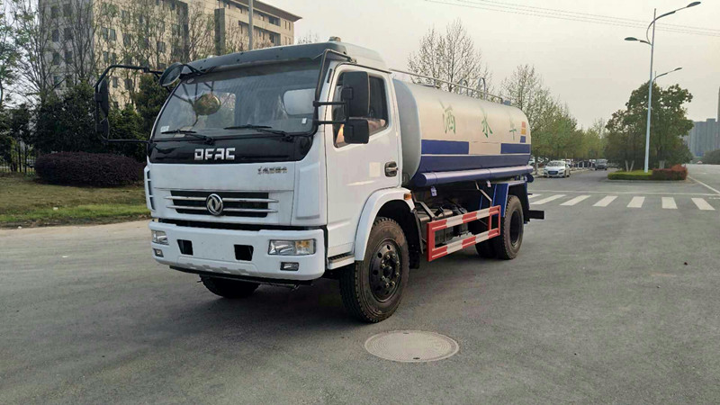 ��(gu��)���|�L(f��ng)����10����ˮ܇�S�҈�(b��o)�r(ji��)-�������F(tu��n)