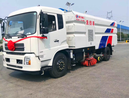 18噸洗掃車 18噸洗掃車