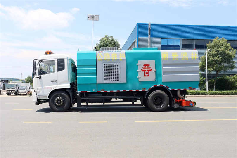 東風天錦道路吸塵車 東風天錦道路吸塵車