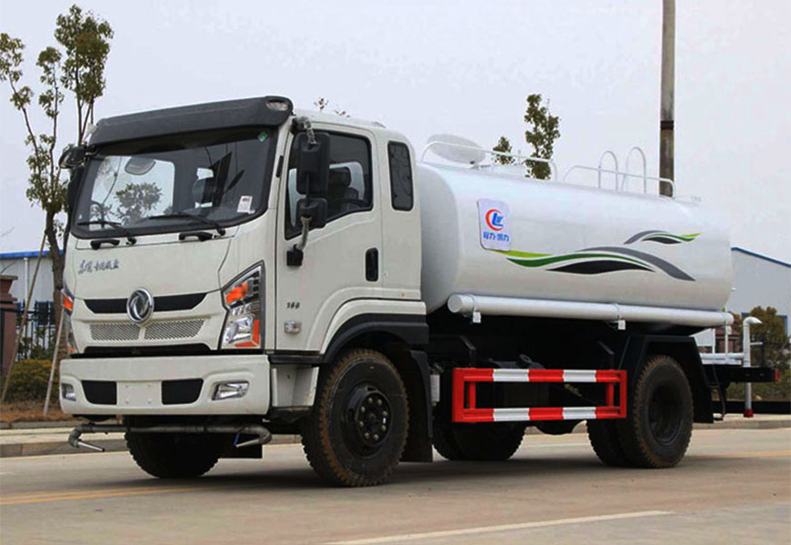 東風專底12噸D1灑水車
