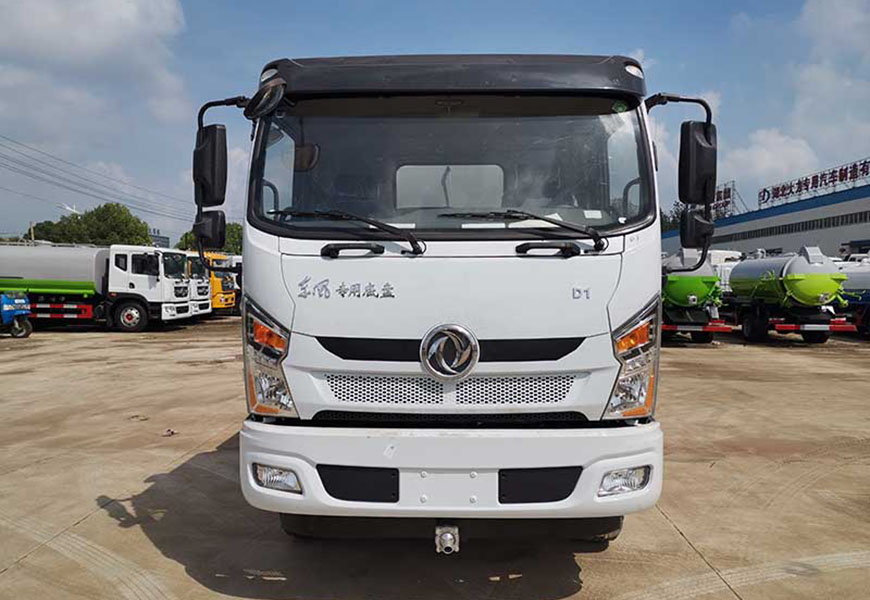 東風專底12噸D1灑水車